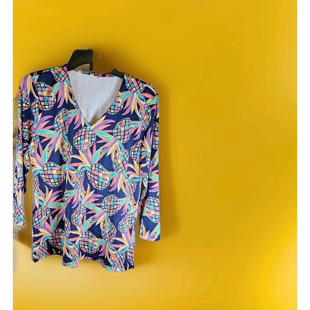 Anthony's Tropical Pineapple V Neck Top Size MEDIUM- Nylon/Spandex